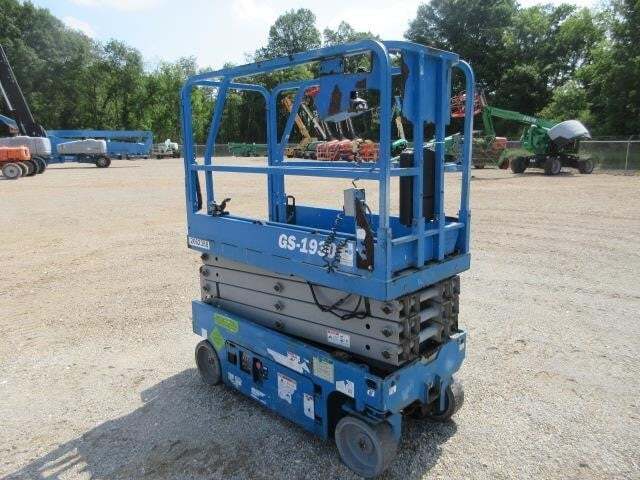 2017 Genie GS-1930