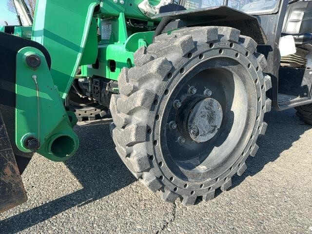 2018 Genie GTH-5519