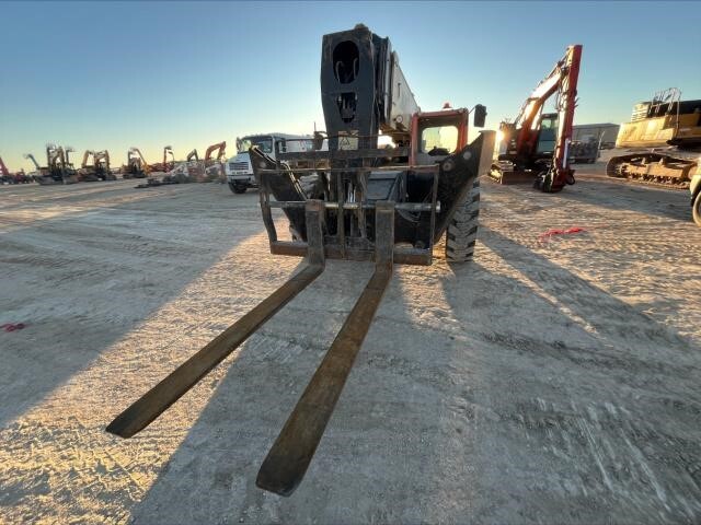 2018 JLG 1255