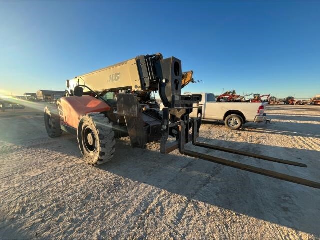 2018 JLG 1255