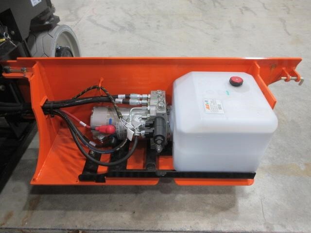 2025 JLG ES2632