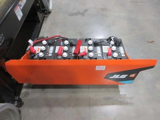 2025 JLG ES2632