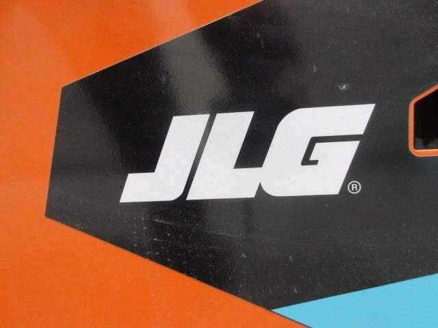 2025 JLG ES4046