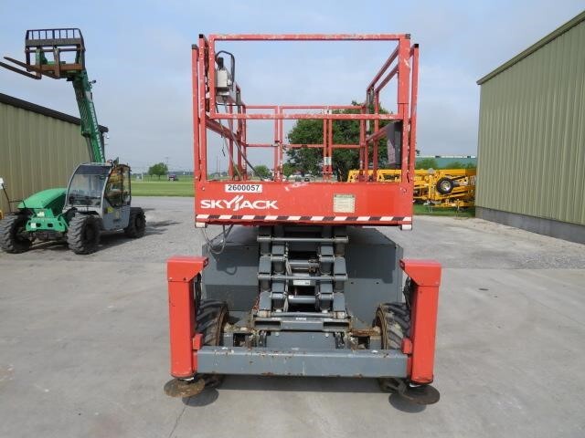 2018 Skyjack SJ-6832RT