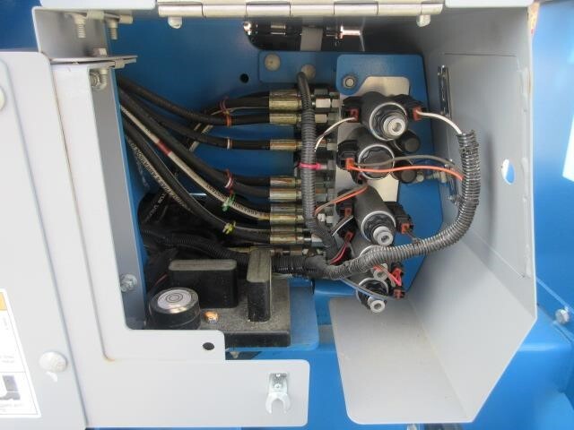 2023 Genie TZ-34/20