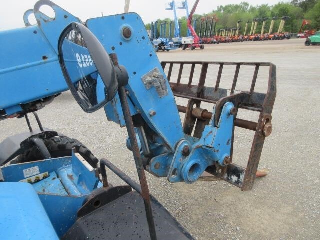 2017 Genie GTH-5519
