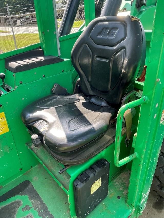 2016 SkyTrak 6042