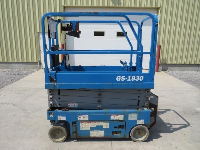 2017 Genie GS-1930
