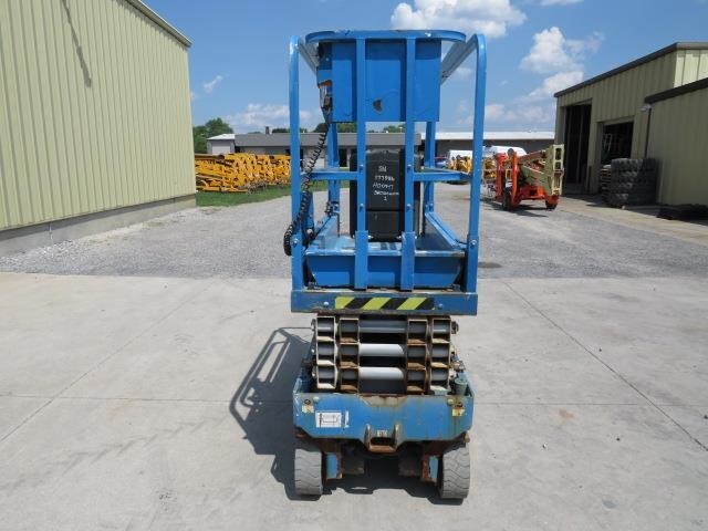 2018 Genie GS-1930