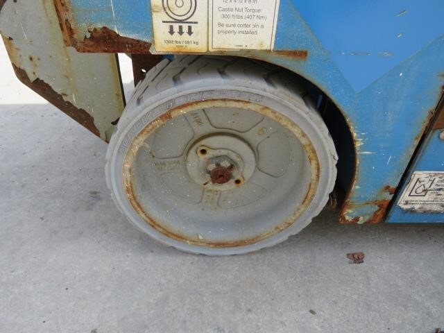 2018 Genie GS-1930