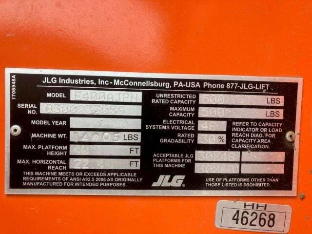 2017 JLG E400AJPN