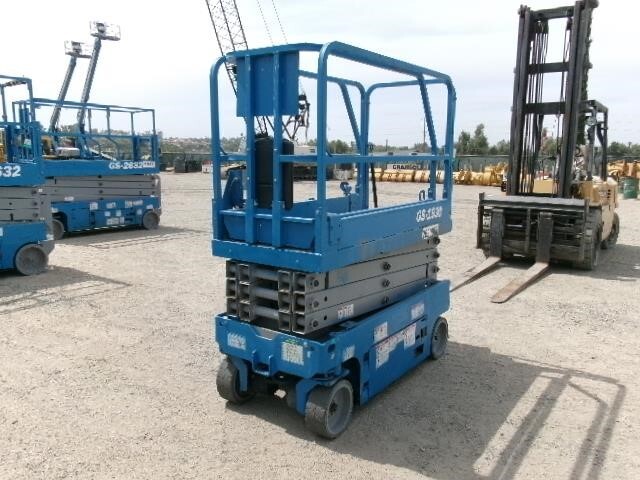 2018 Genie GS-1930