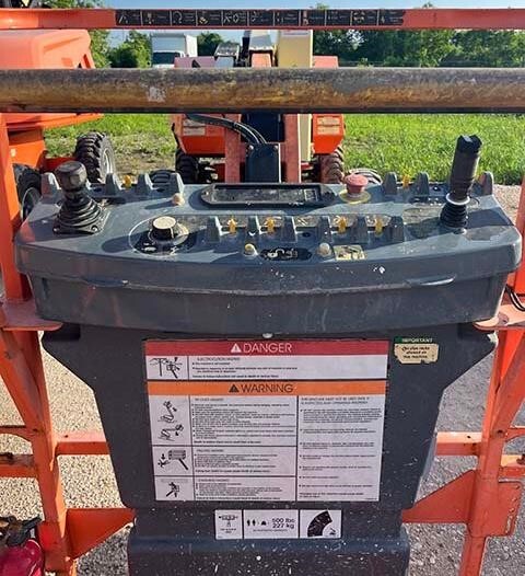2018 JLG 340AJ