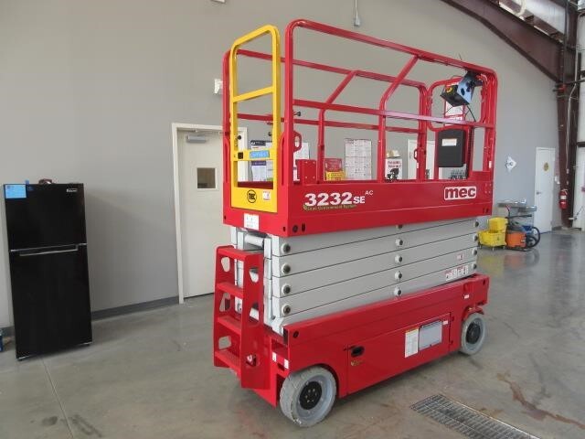 2025 MEC 3232SE