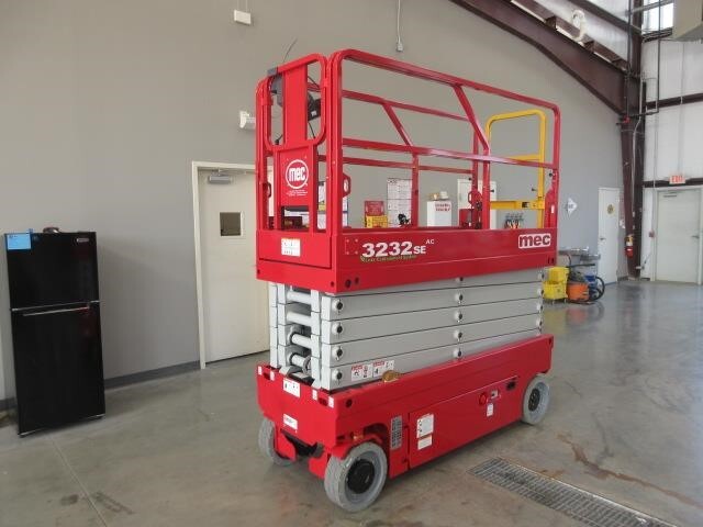 2025 MEC 3232SE