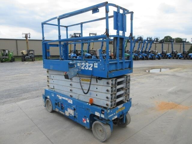 2016 Genie GS-3232