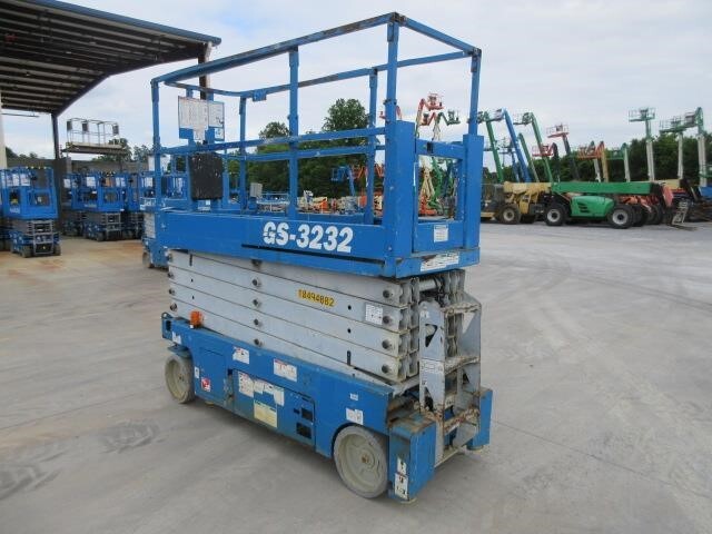 2016 Genie GS-3232