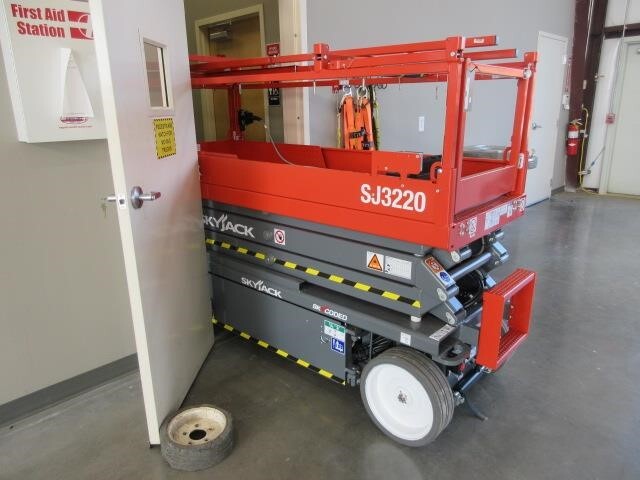 2024 Skyjack SJ-3220