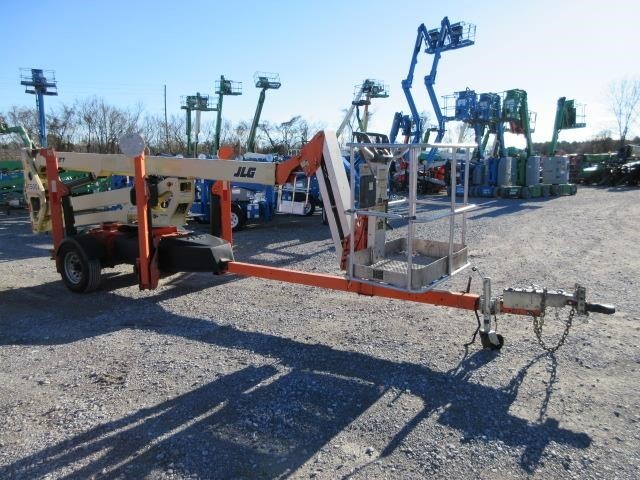 2017 JLG T500J