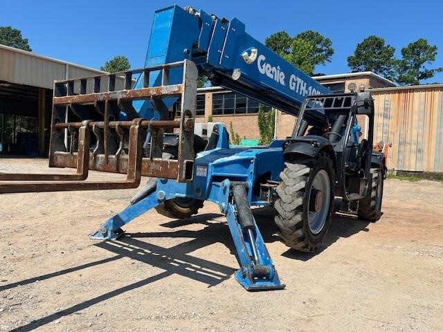 2018 Genie GTH-1056