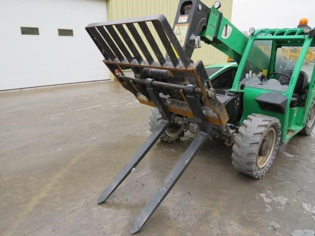 2016 JLG G5-18A
