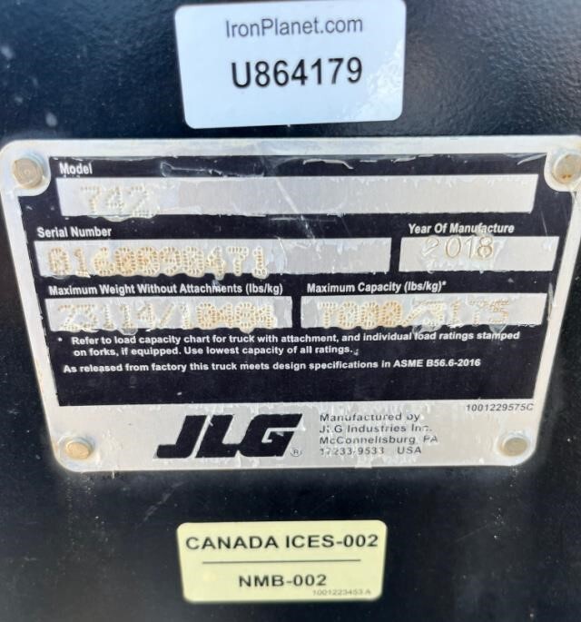 2018 JLG 742