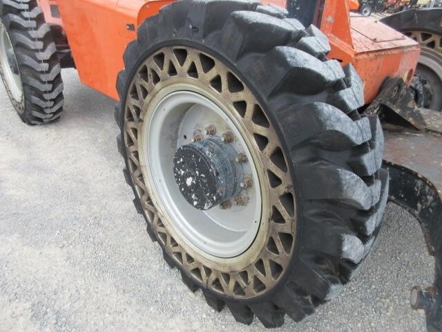 2016 SkyTrak 10054