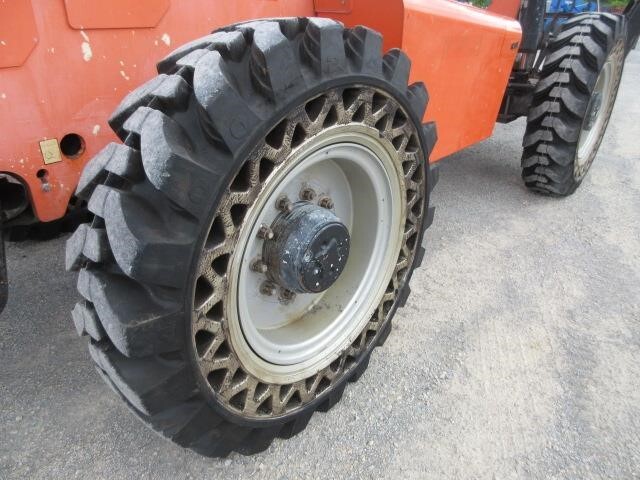 2016 SkyTrak 10054