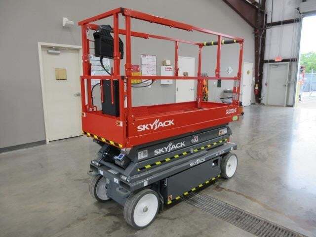 2025 Skyjack SJ-3220