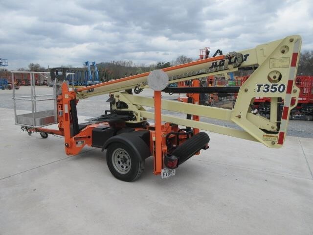 2018 JLG T350