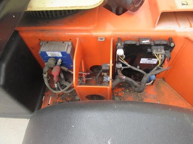 2018 JLG T350