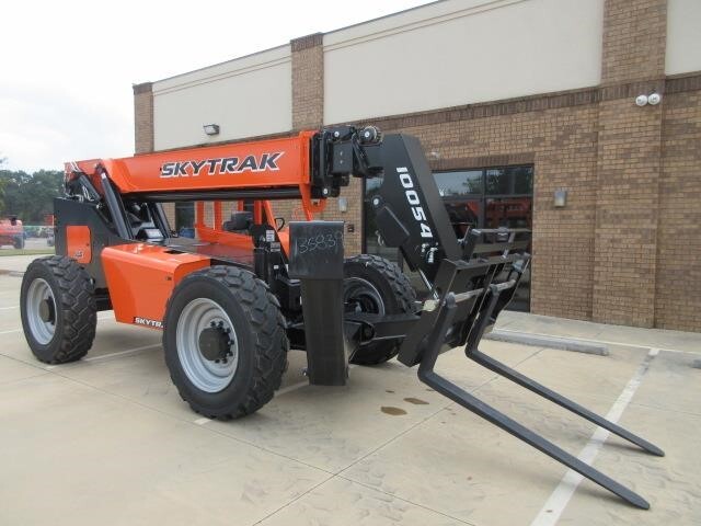 2025 SkyTrak 10054