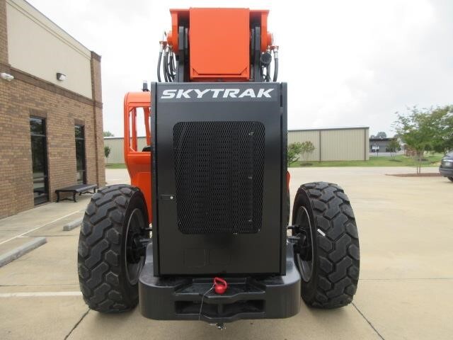 2025 SkyTrak 10054
