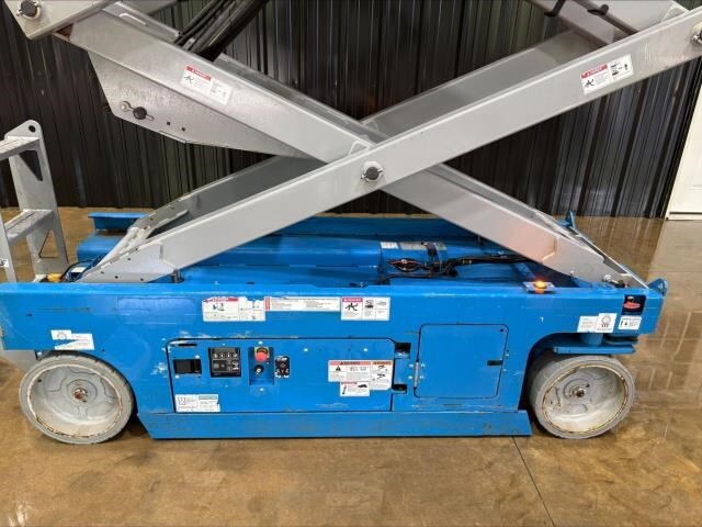 2017 Genie GS-2632