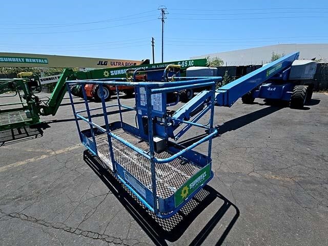2016 Genie S-85