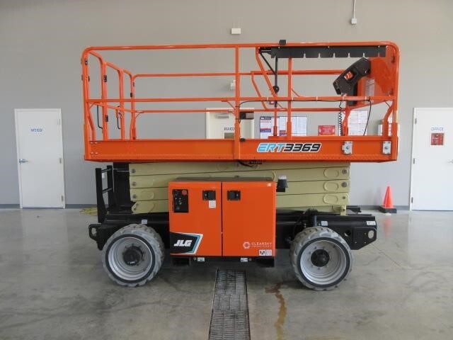 2025 JLG ERT3369