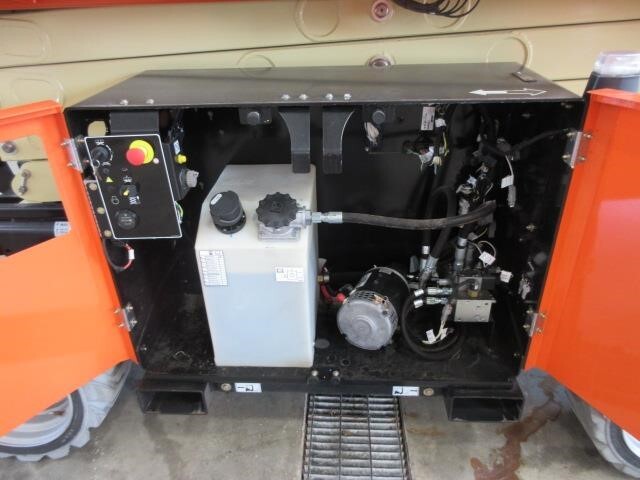 2025 JLG ERT3369