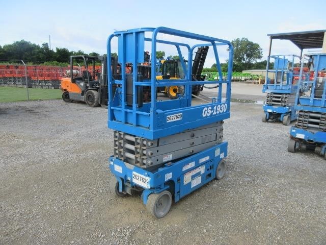 2018 Genie GS-1930