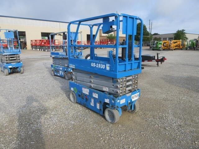 2018 Genie GS-1930