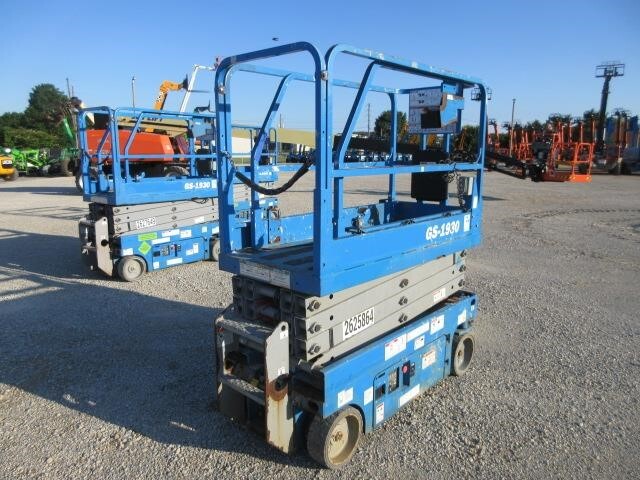 2018 Genie GS-1930