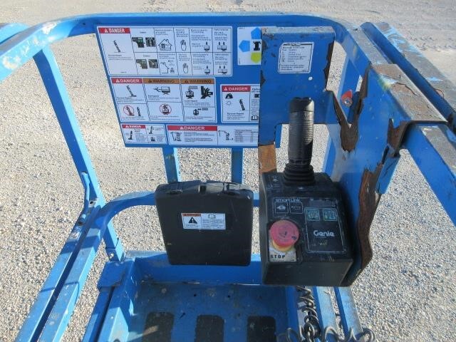 2018 Genie GS-1930