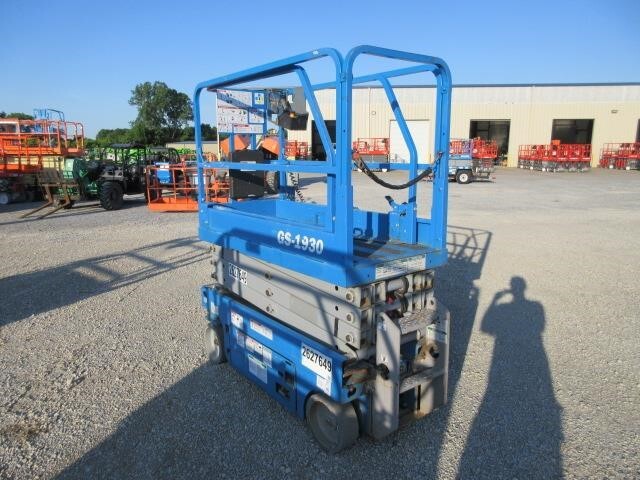2018 Genie GS-1930