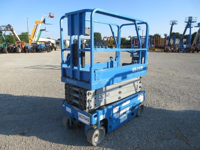 2018 Genie GS-1930
