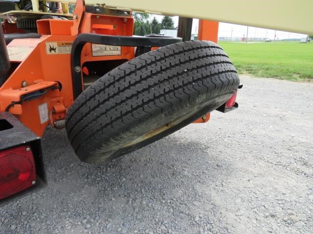 2018 JLG T350