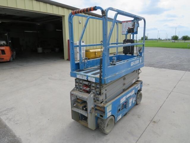 2018 Genie GS-1930