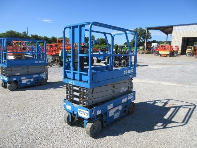 2018 Genie GS-1930
