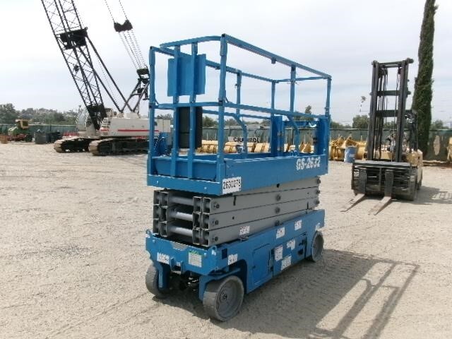 2018 Genie GS-2632