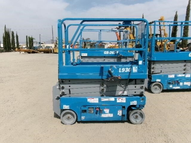 2018 Genie GS-1930