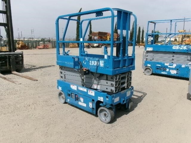 2018 Genie GS-1930