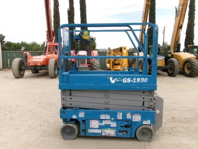 2018 Genie GS-1930